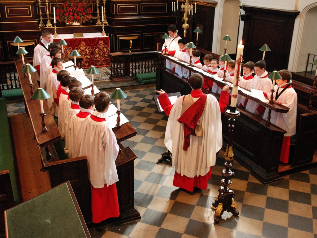 中世の少年合唱団と教会の関係